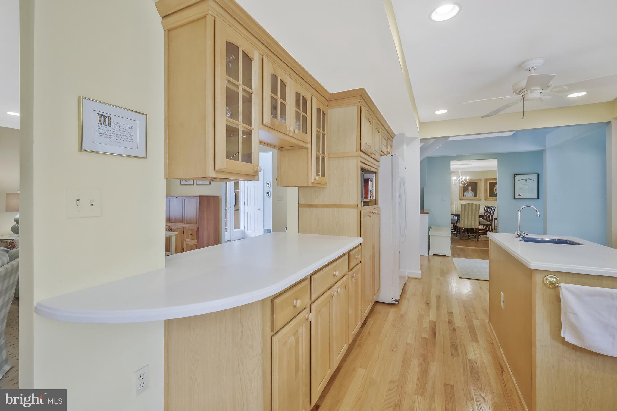 GOLF CLUB MANOR - Residential