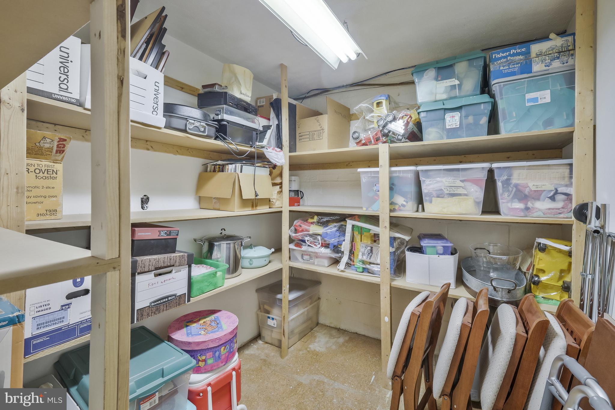 GOLF CLUB MANOR - Residential