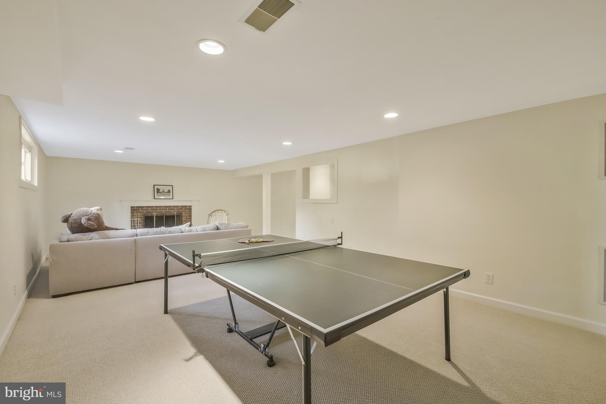 GOLF CLUB MANOR - Residential