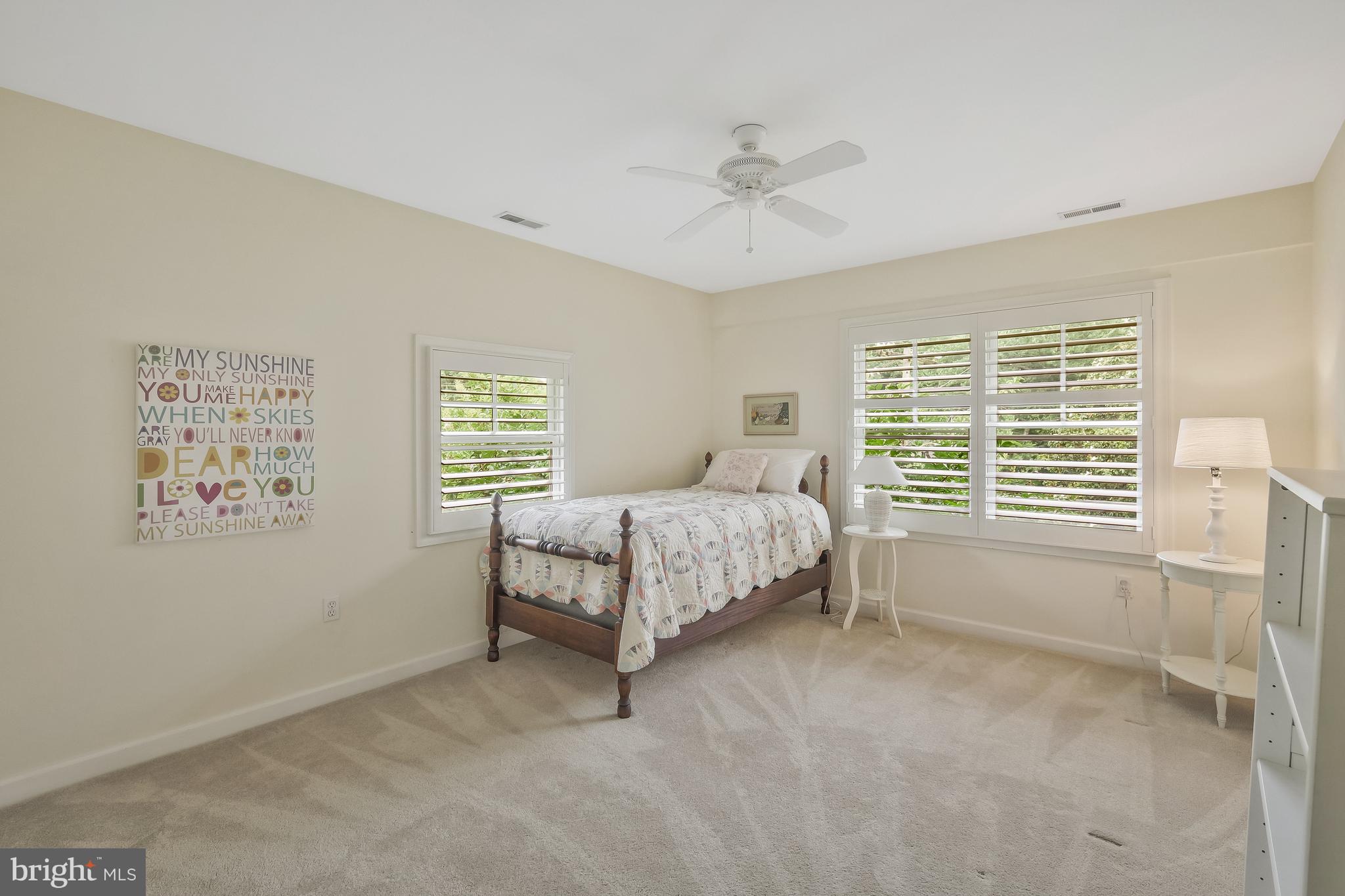 GOLF CLUB MANOR - Residential