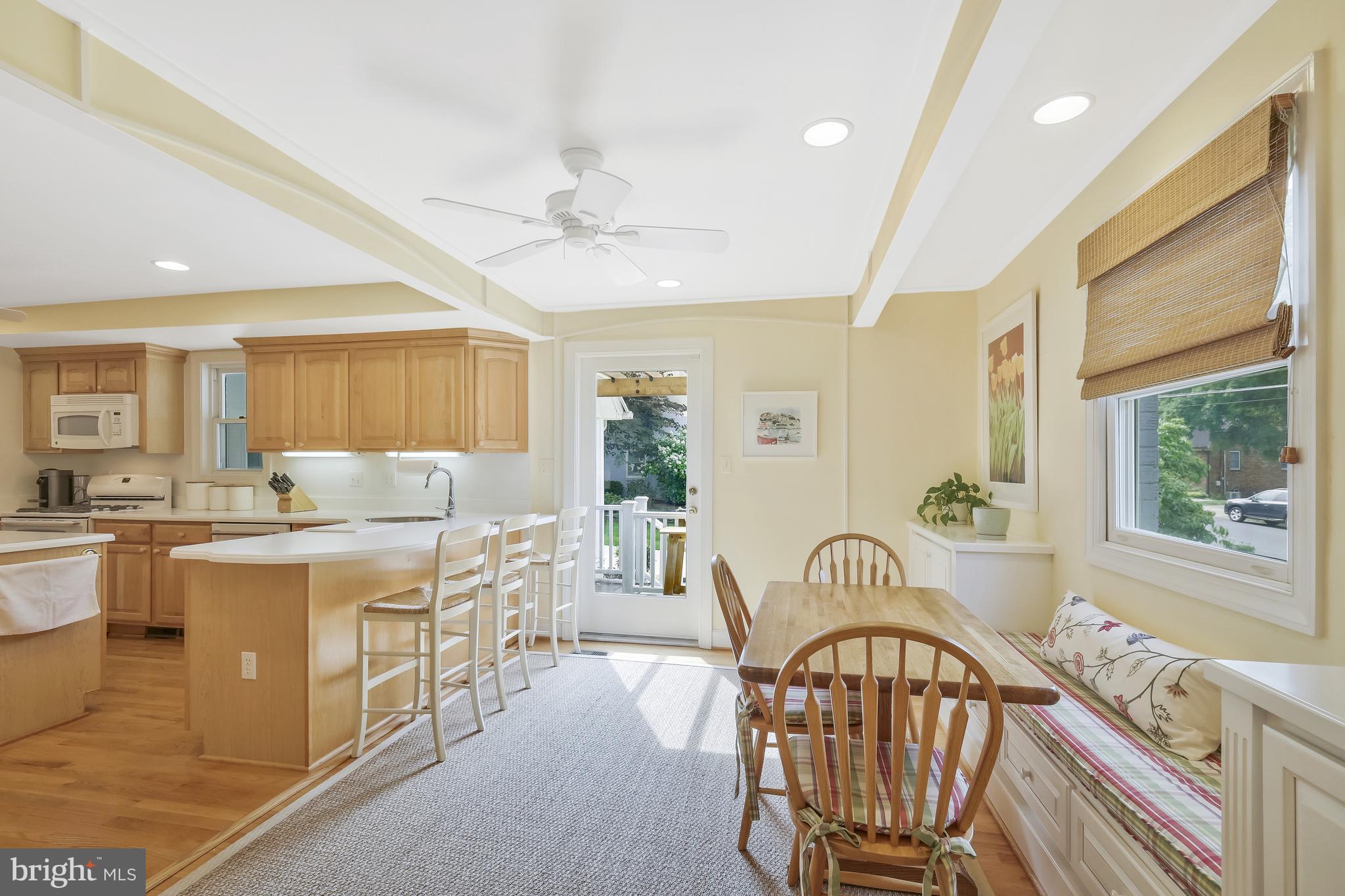 GOLF CLUB MANOR - Residential