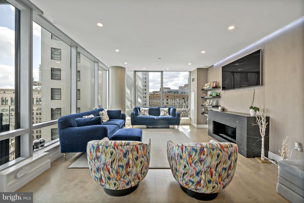 Photo of 1414 S Penn Square #22B, PHILADELPHIA, PA 19102 (MLS # PAPH2525454)