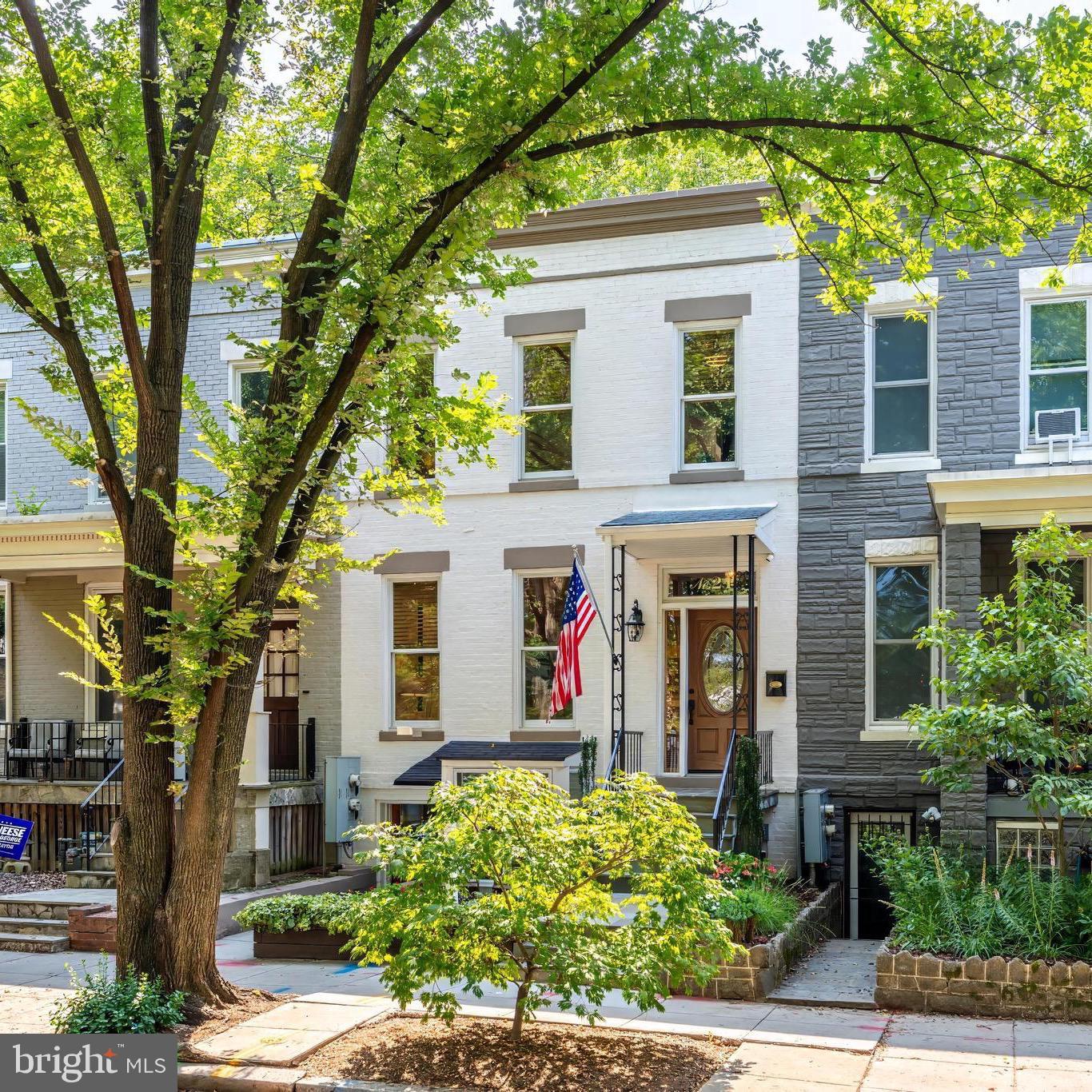 21 15TH STREET SE