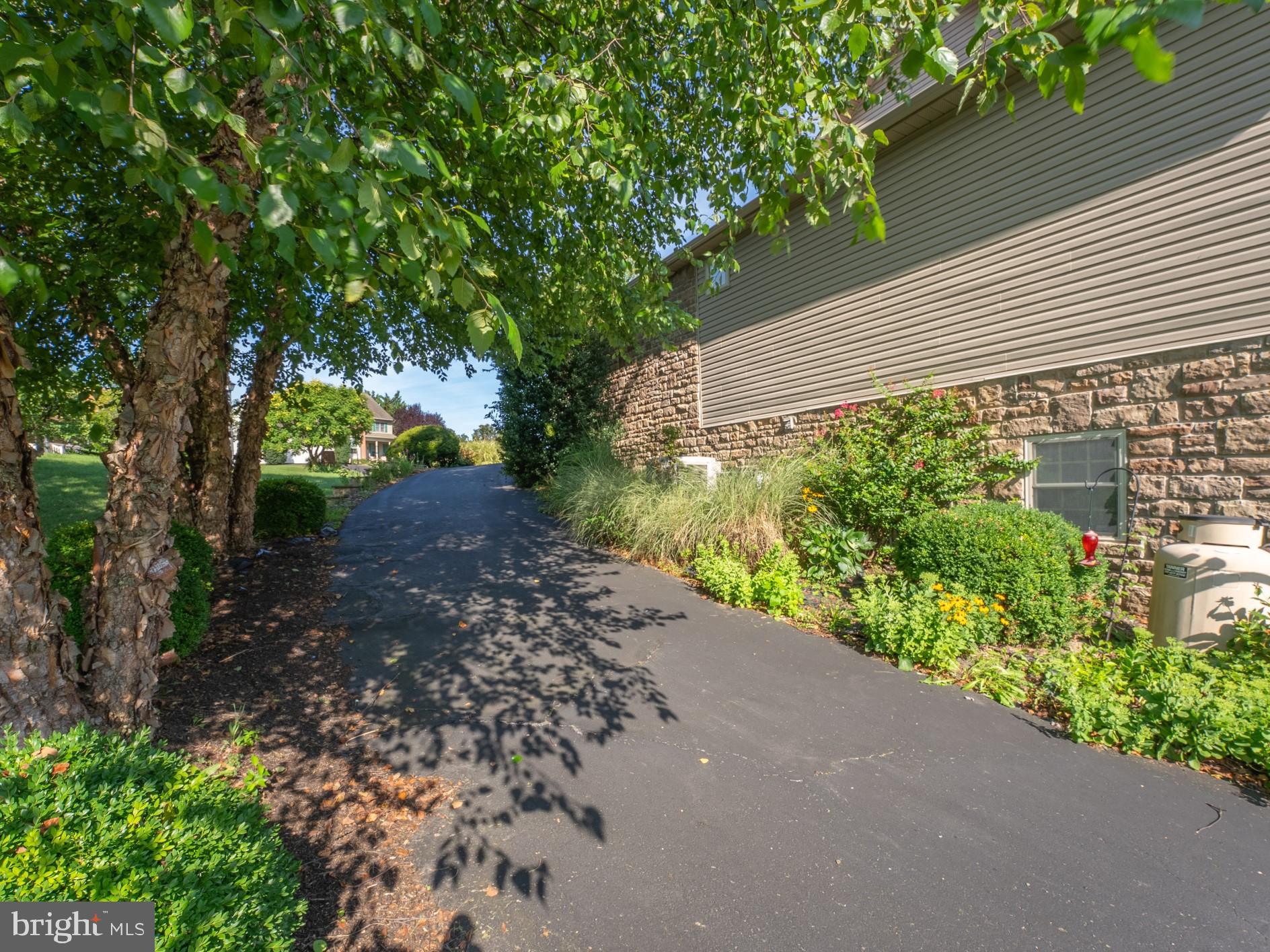 MAJESTIC RIDGE - Residential