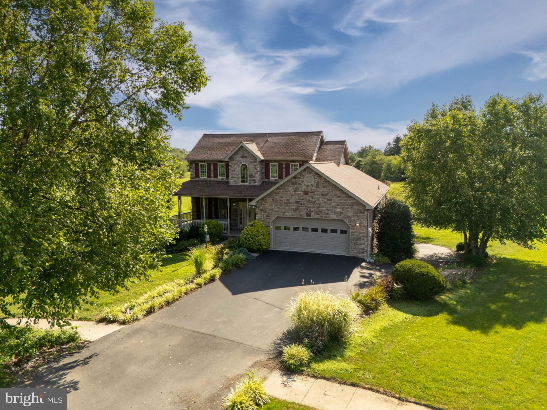 MAJESTIC RIDGE - Residential