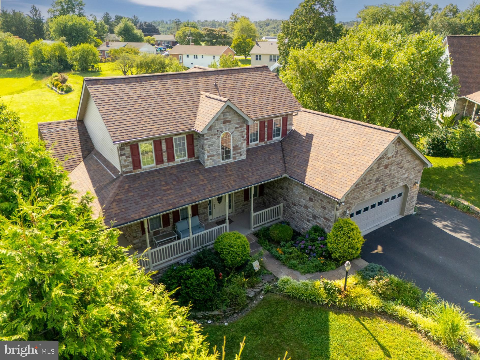 MAJESTIC RIDGE - Residential