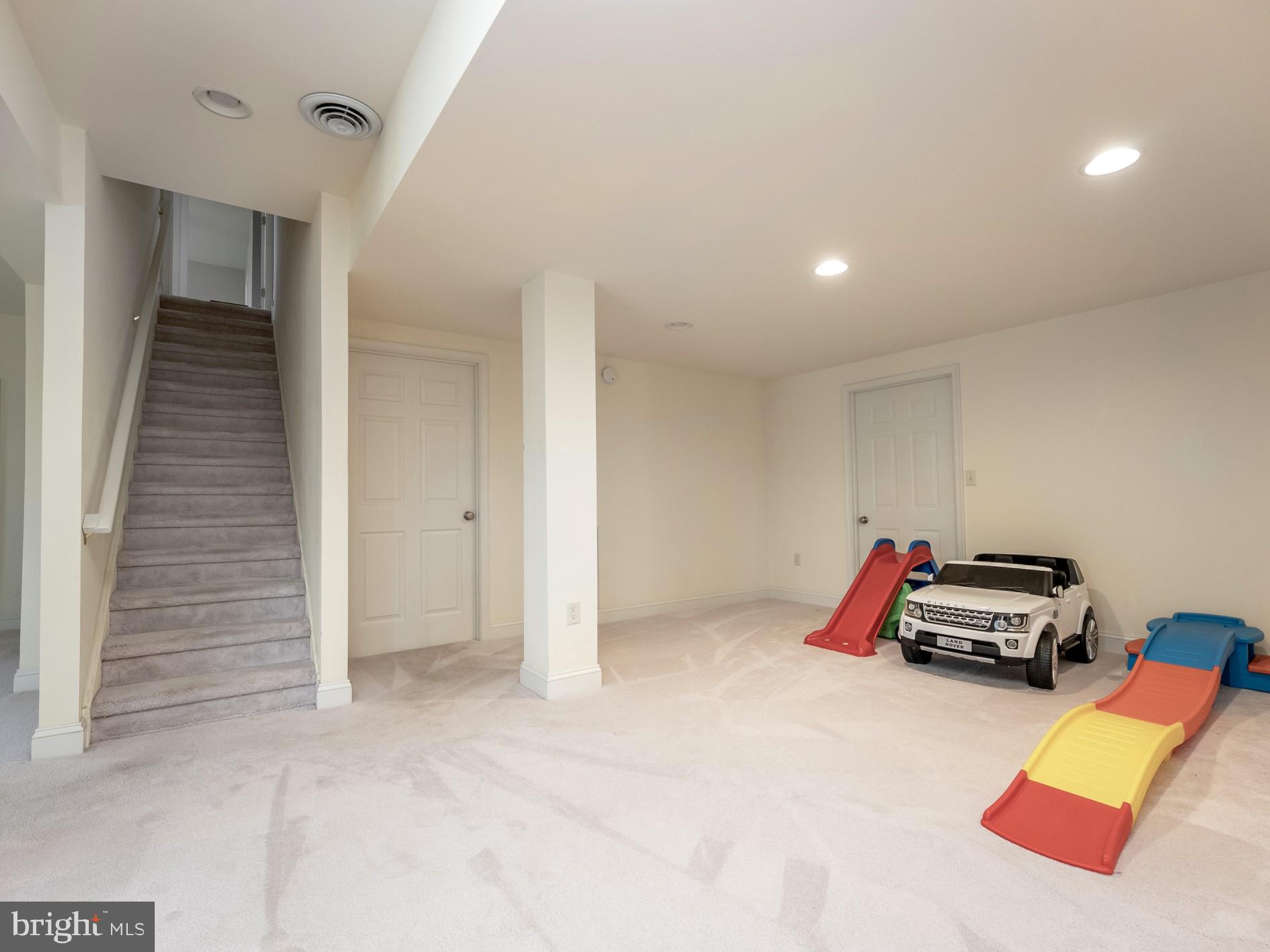 MAJESTIC RIDGE - Residential