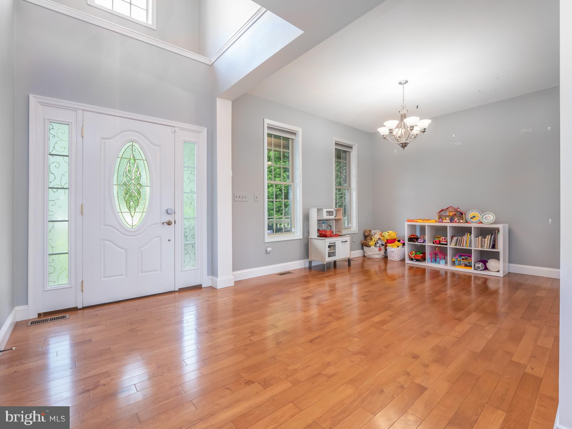 MAJESTIC RIDGE - Residential