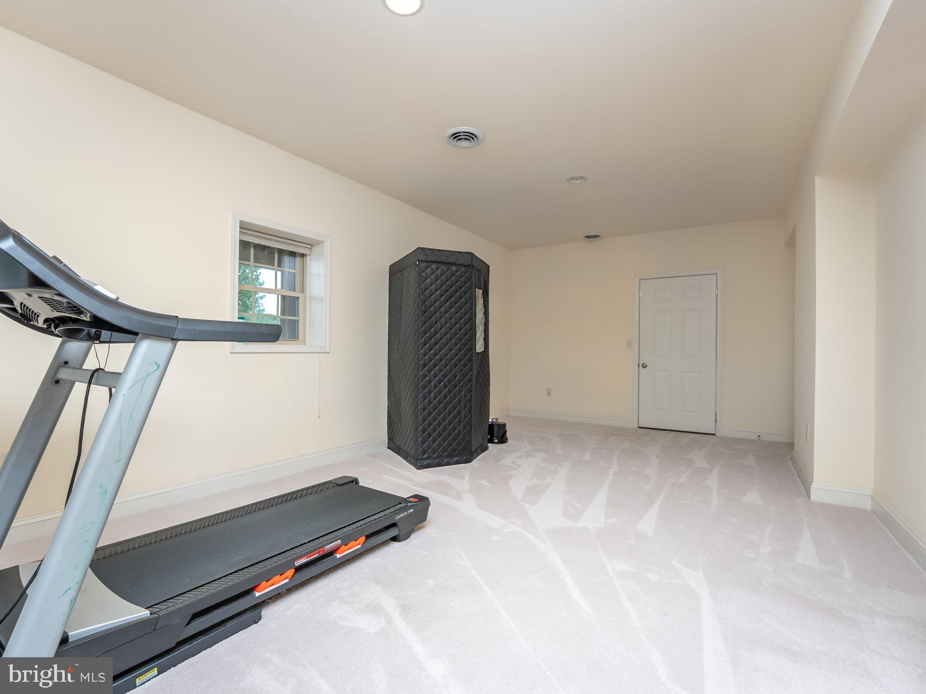 MAJESTIC RIDGE - Residential