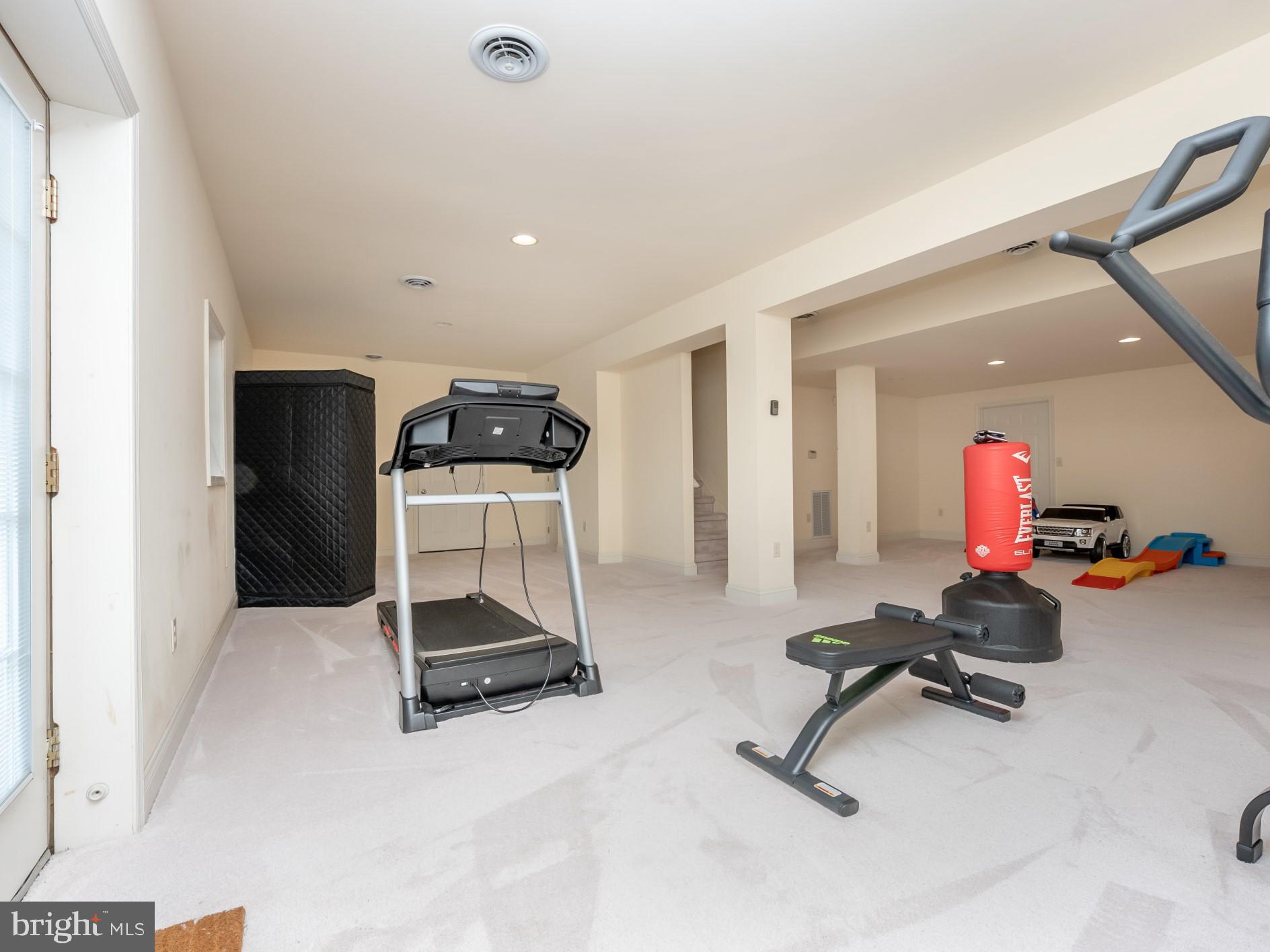 MAJESTIC RIDGE - Residential