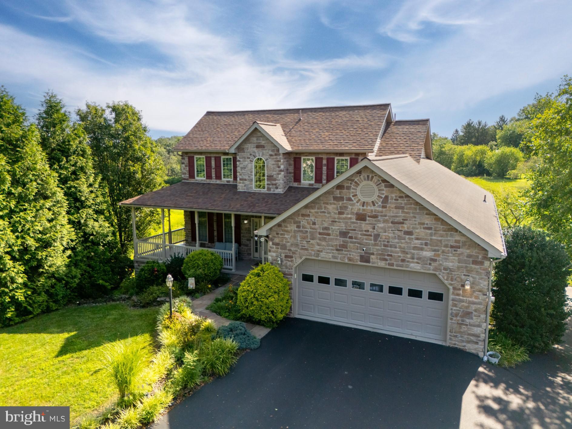 MAJESTIC RIDGE - Residential