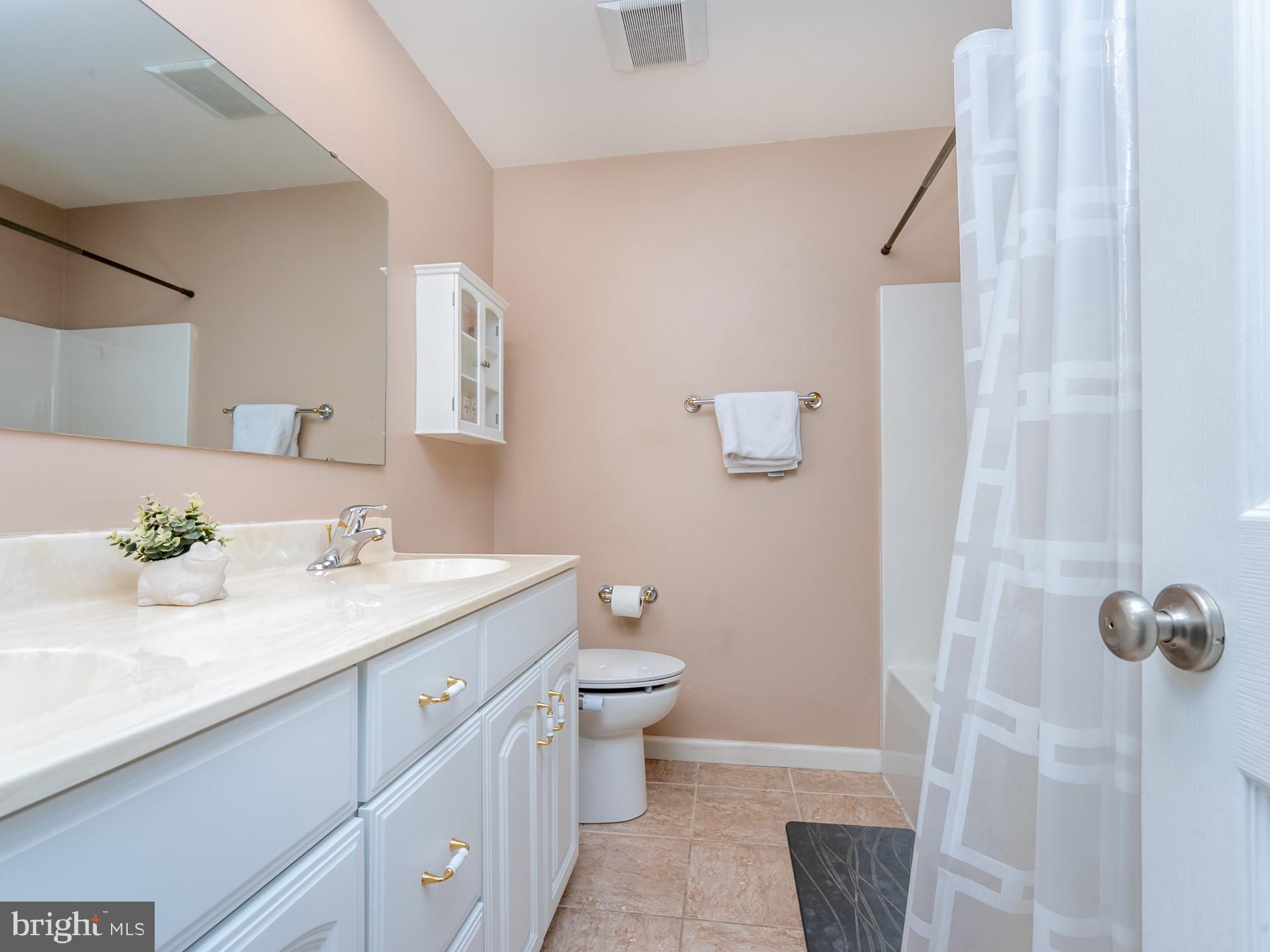 MAJESTIC RIDGE - Residential