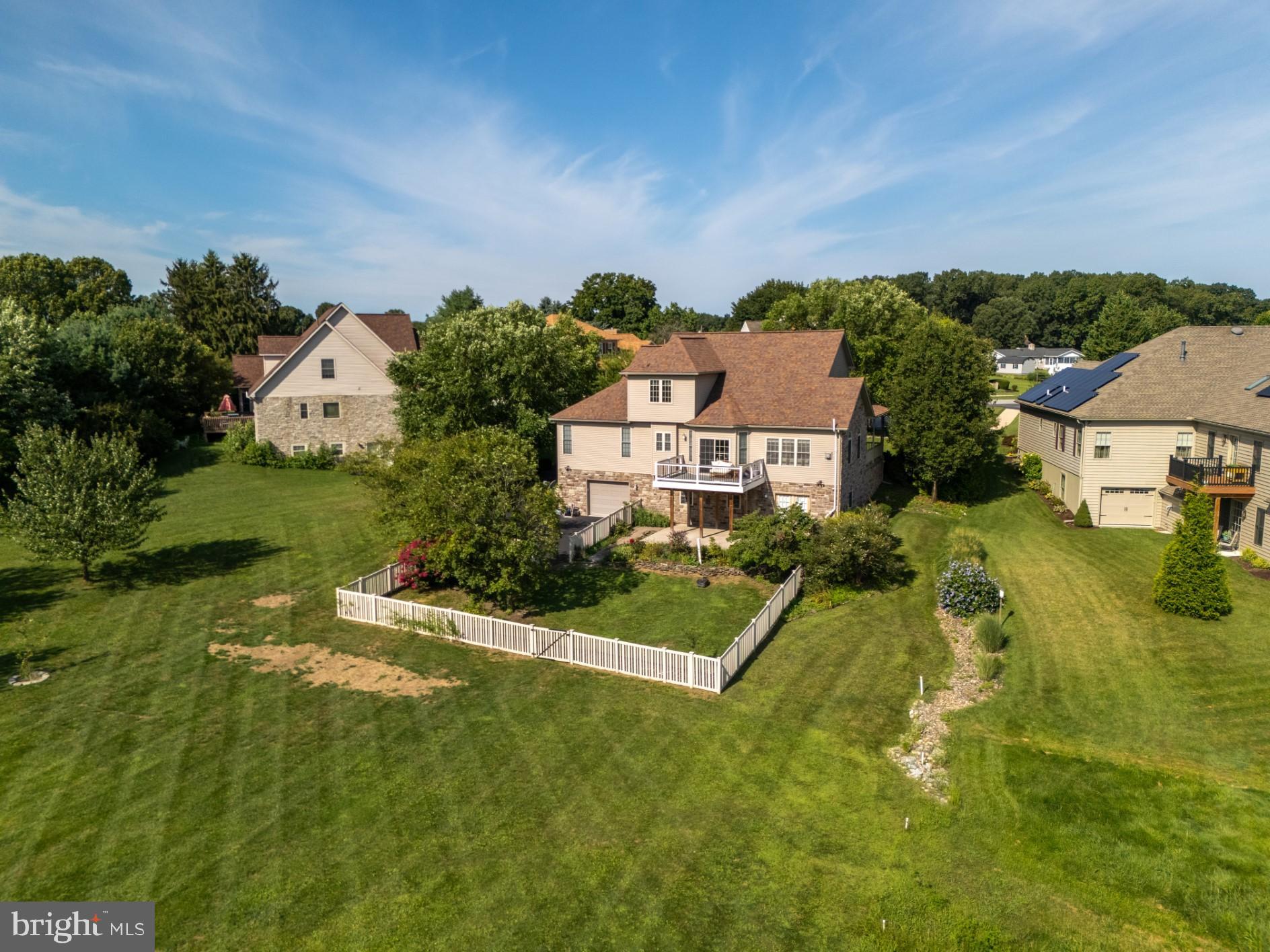 MAJESTIC RIDGE - Residential