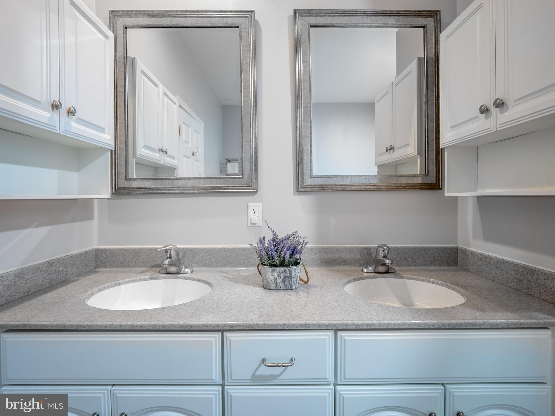 MAJESTIC RIDGE - Residential