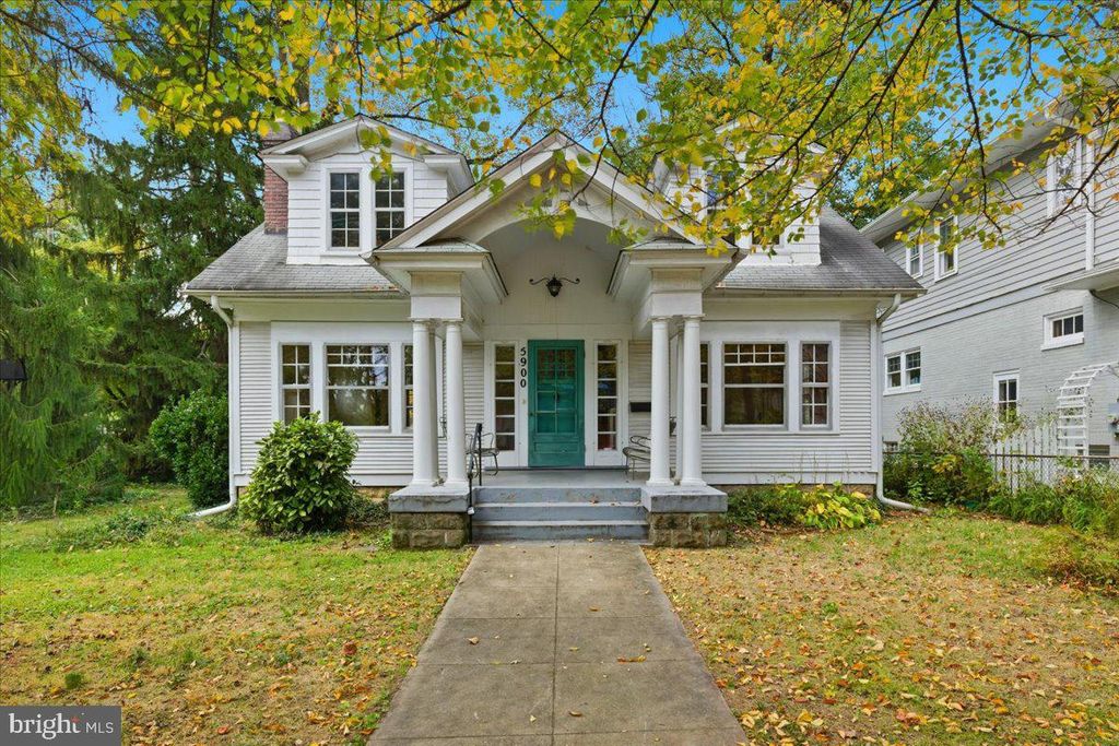Photo of 5900 32nd Street NW, WASHINGTON, DC 20015 (MLS # DCDC2226294)