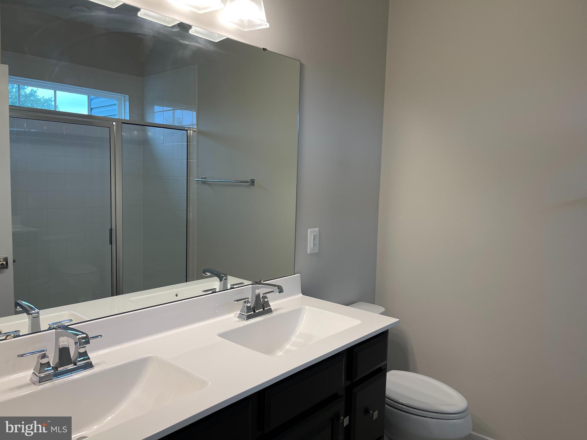 LAKE FREDERICK - Residential Lease