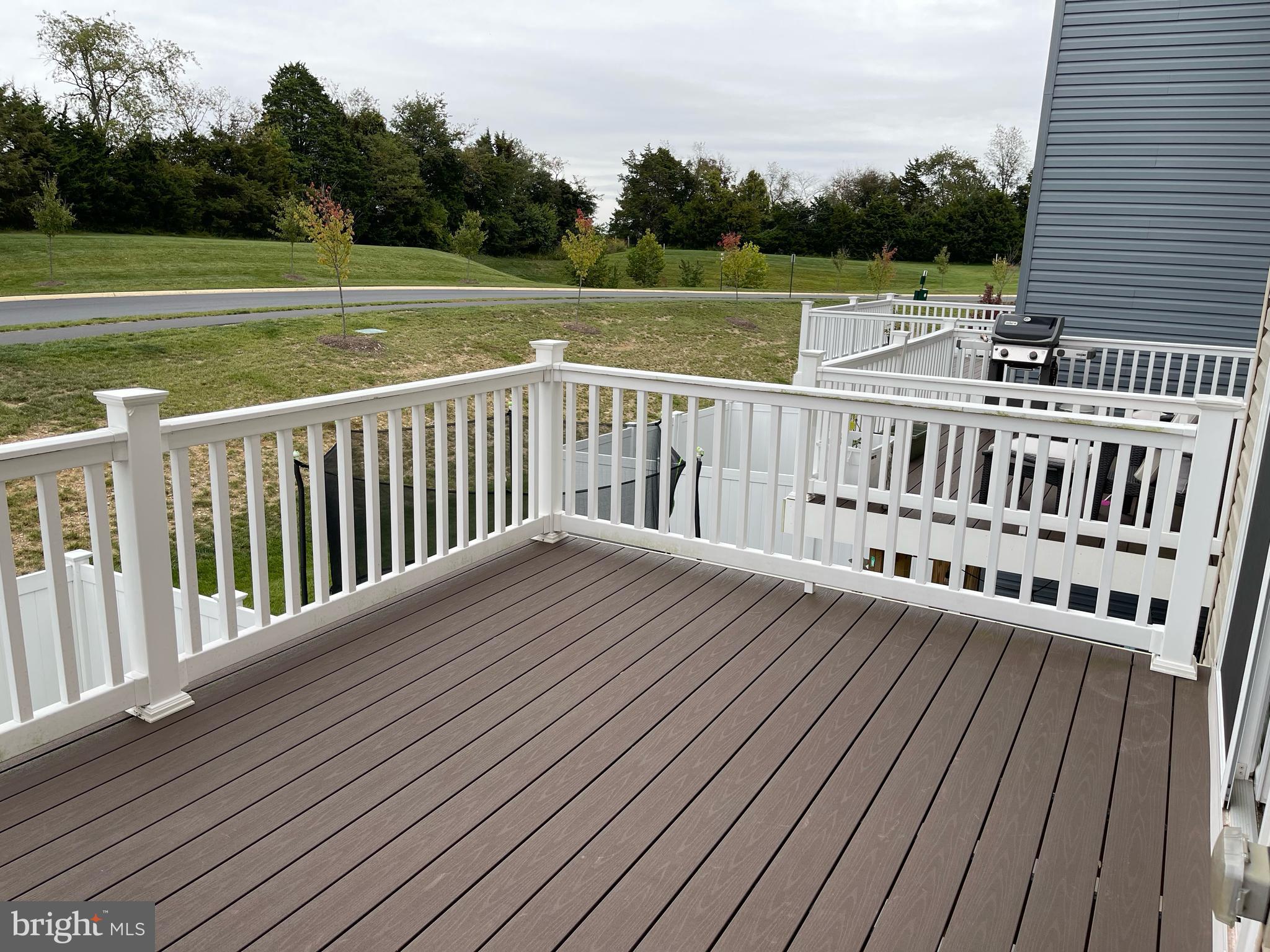 LAKE FREDERICK - Residential Lease