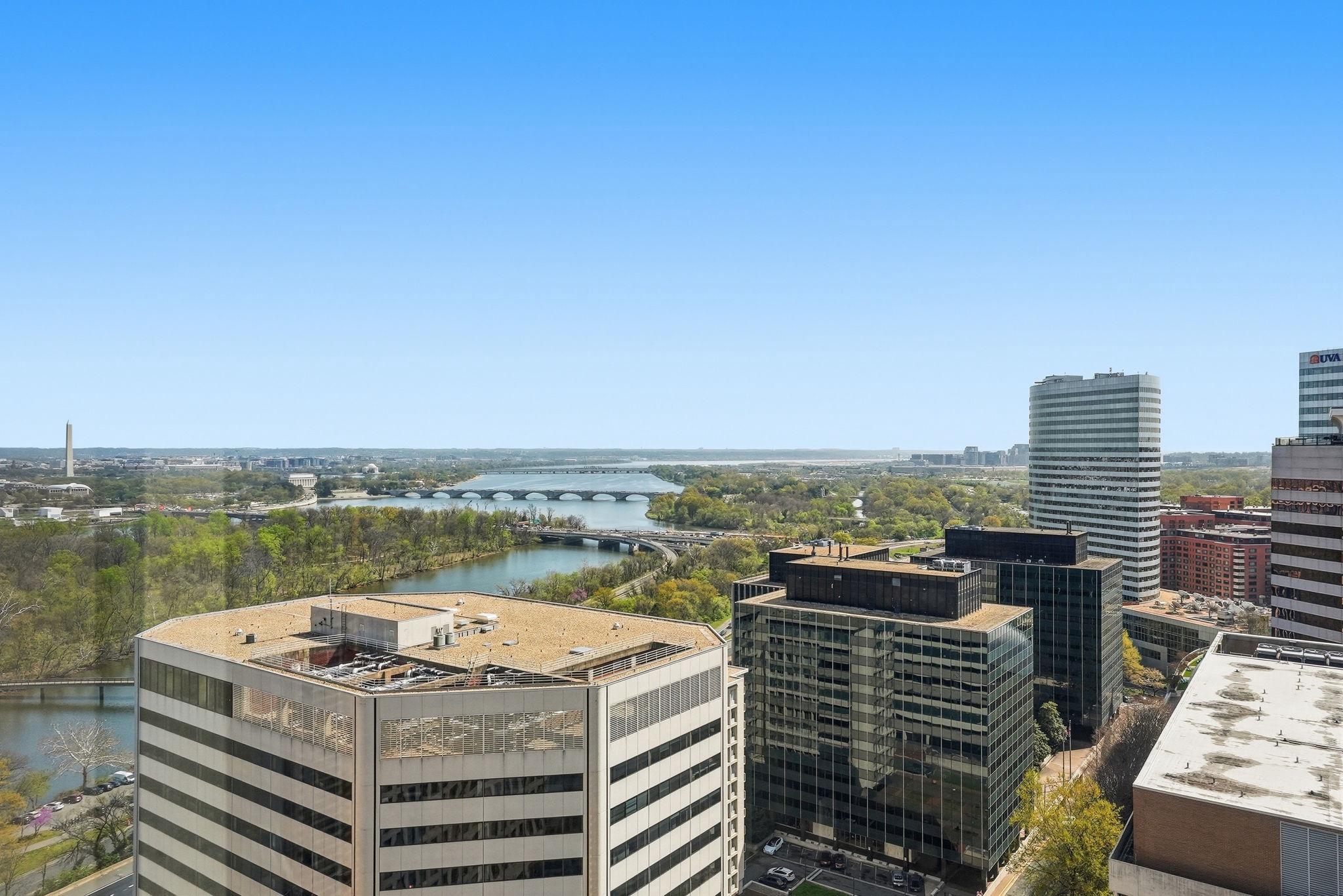 THE WATERVIEW - Residential