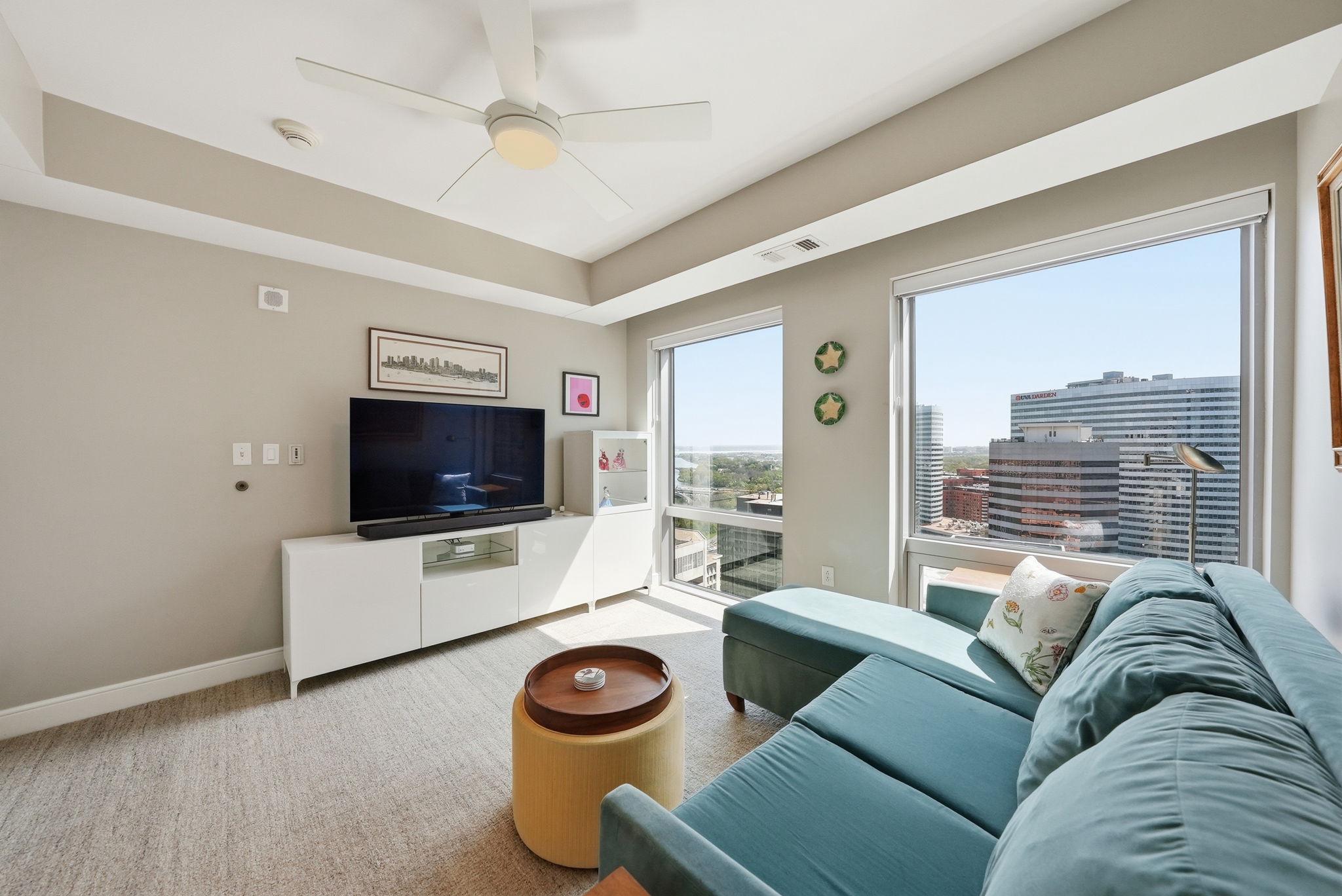 THE WATERVIEW - Residential