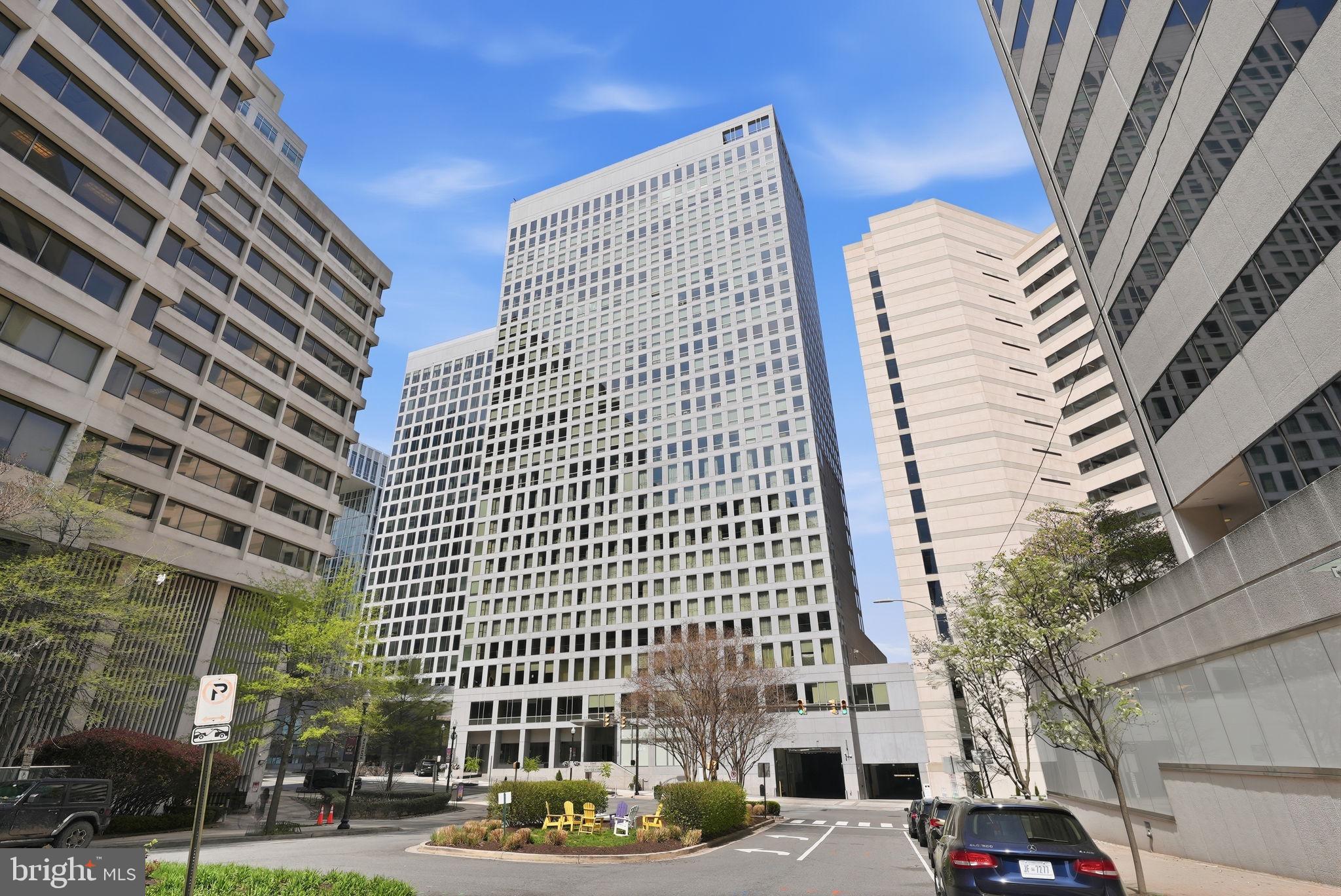 1111 19TH STREET N 2604