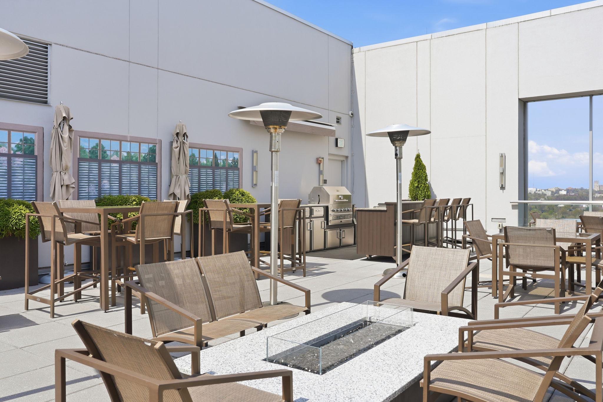 THE WATERVIEW - Residential