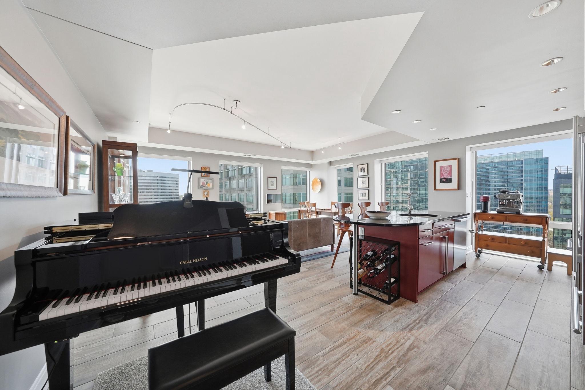 THE WATERVIEW - Residential