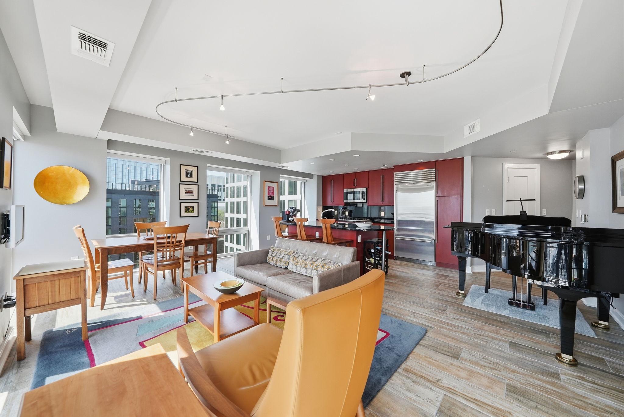 THE WATERVIEW - Residential