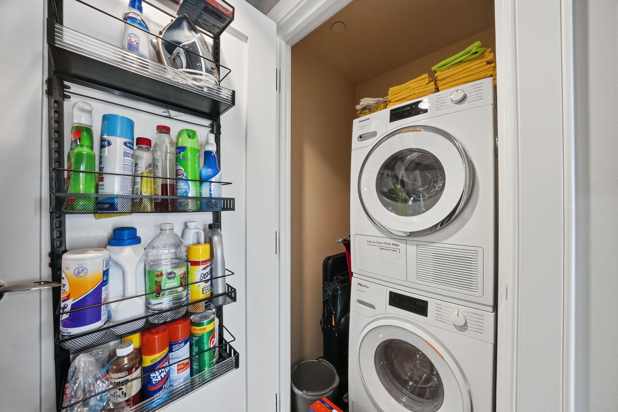 THE WATERVIEW - Residential