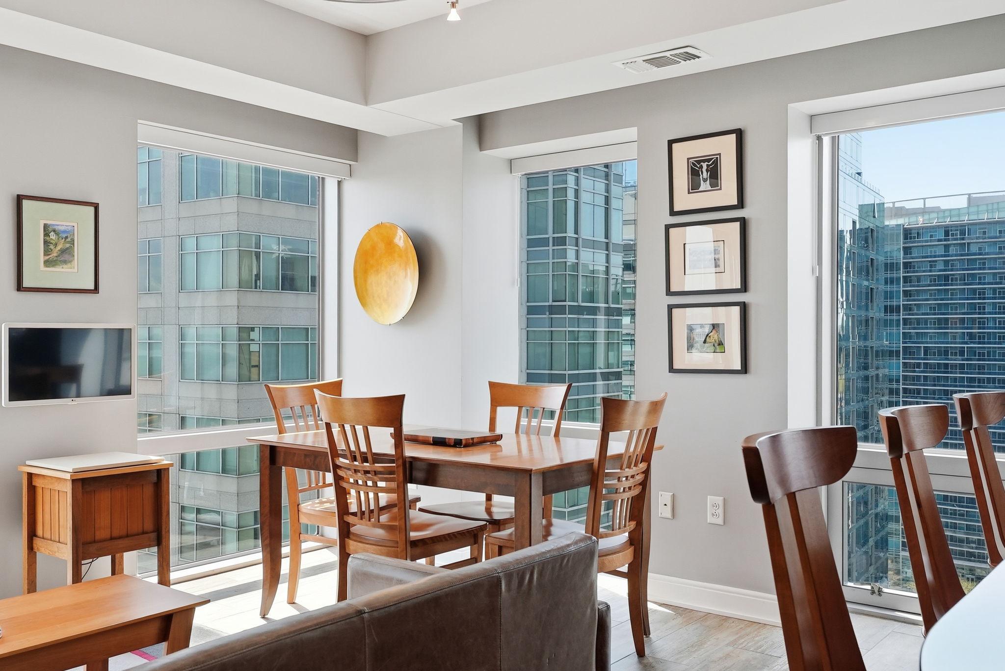 THE WATERVIEW - Residential