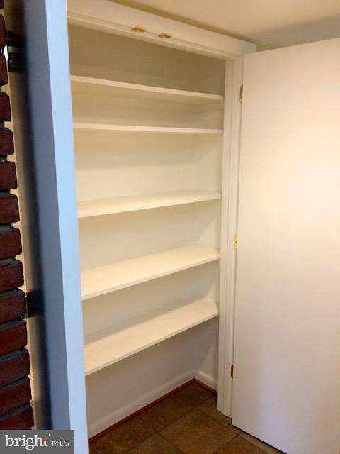 TWINBROOK - Residential Lease