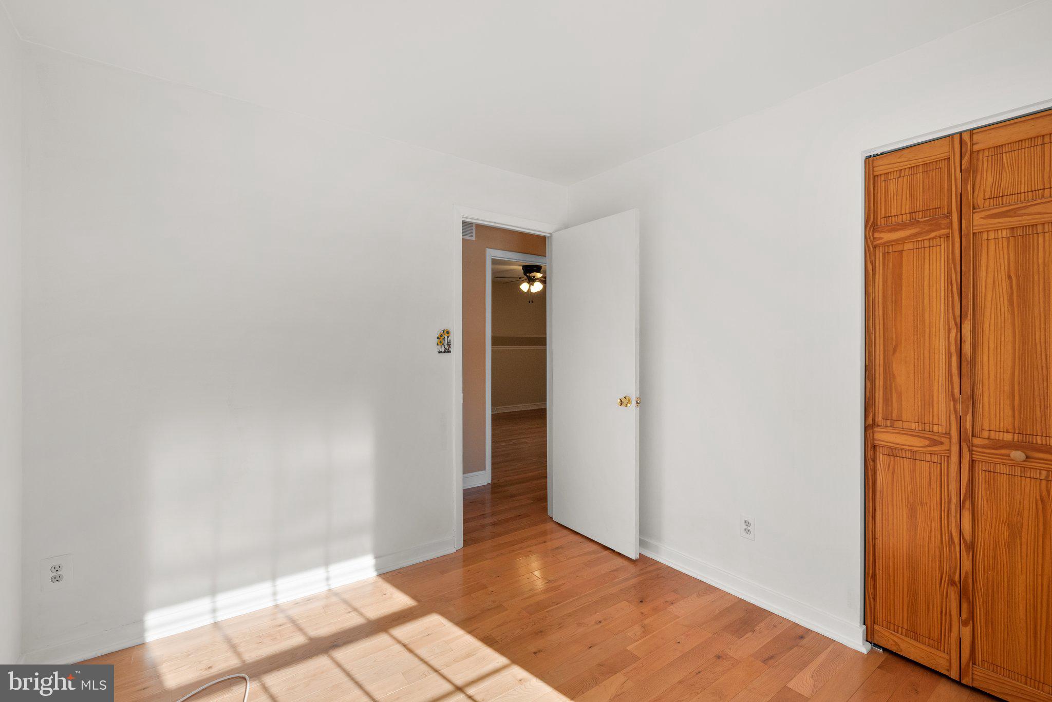 VILLAGE OF LONG REACH - Residential