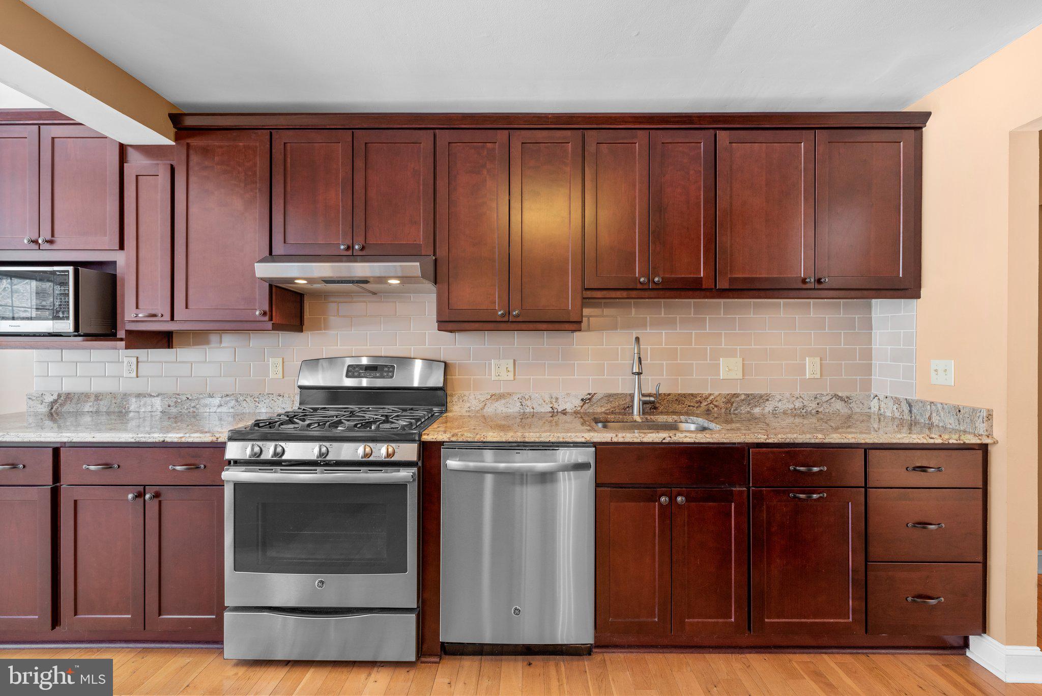 VILLAGE OF LONG REACH - Residential