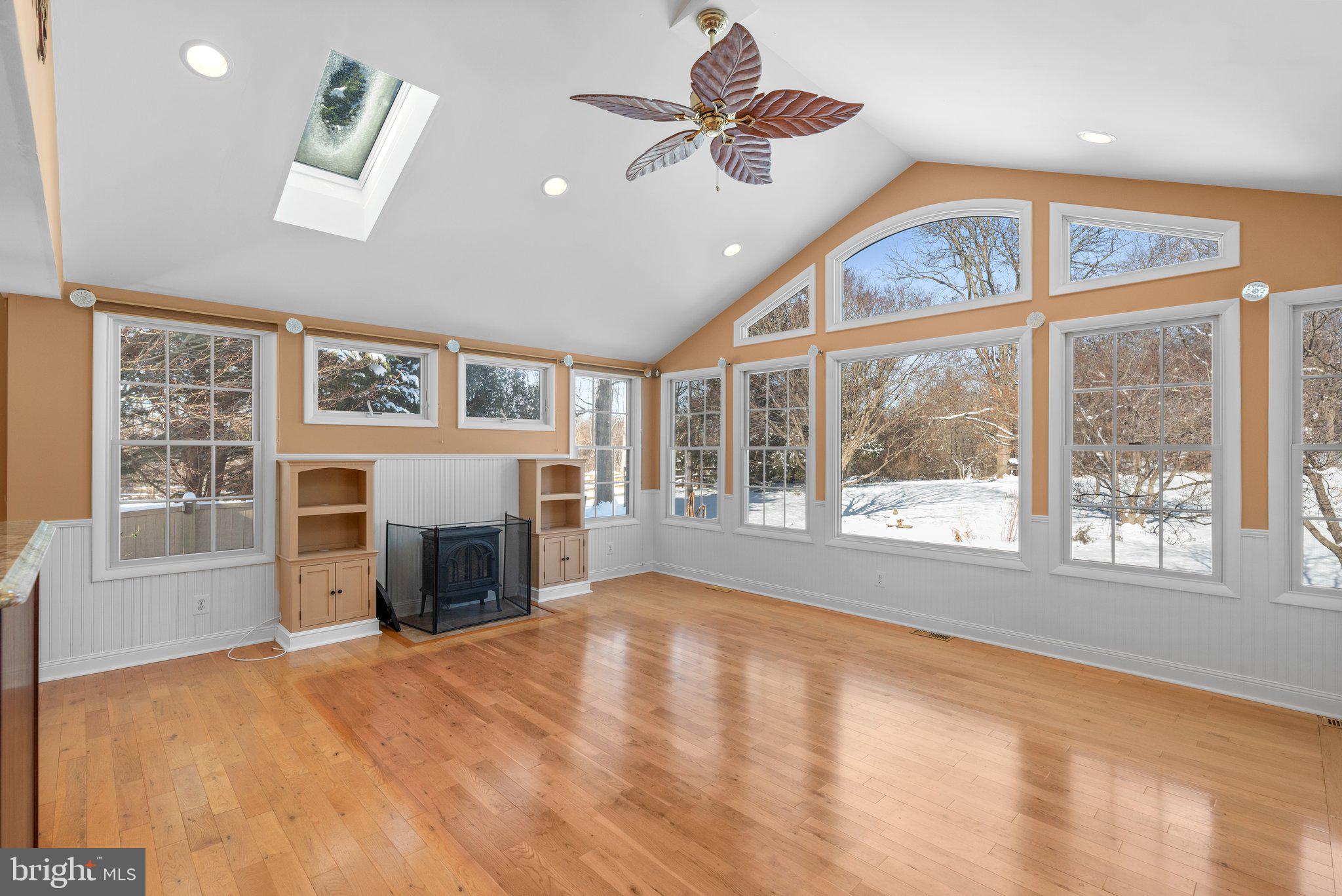 VILLAGE OF LONG REACH - Residential