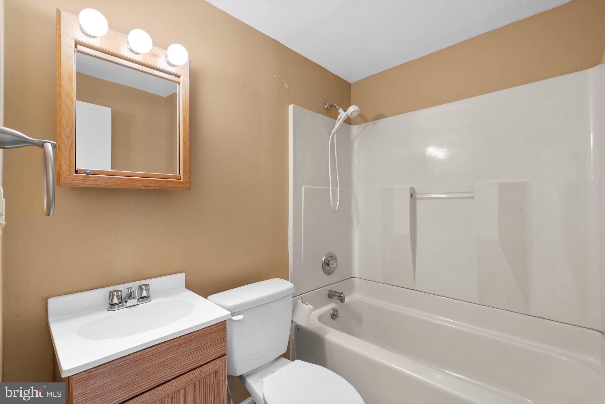 VILLAGE OF LONG REACH - Residential