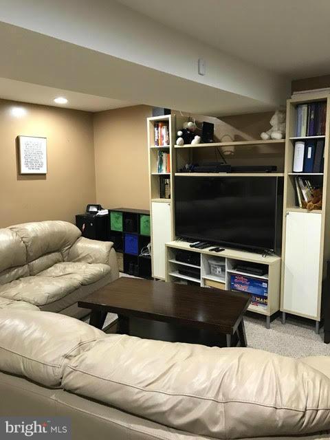 GEORGE HELFRICH - Residential Lease