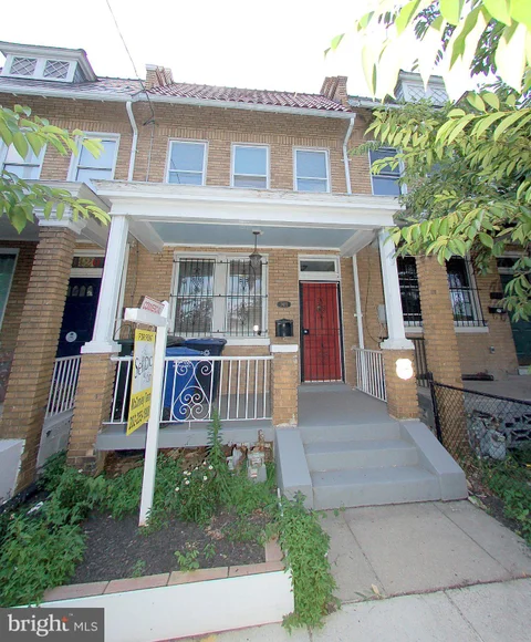 MLS: DCDC2283040