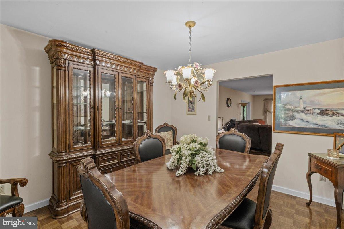 EAGLES LANDING - Residential