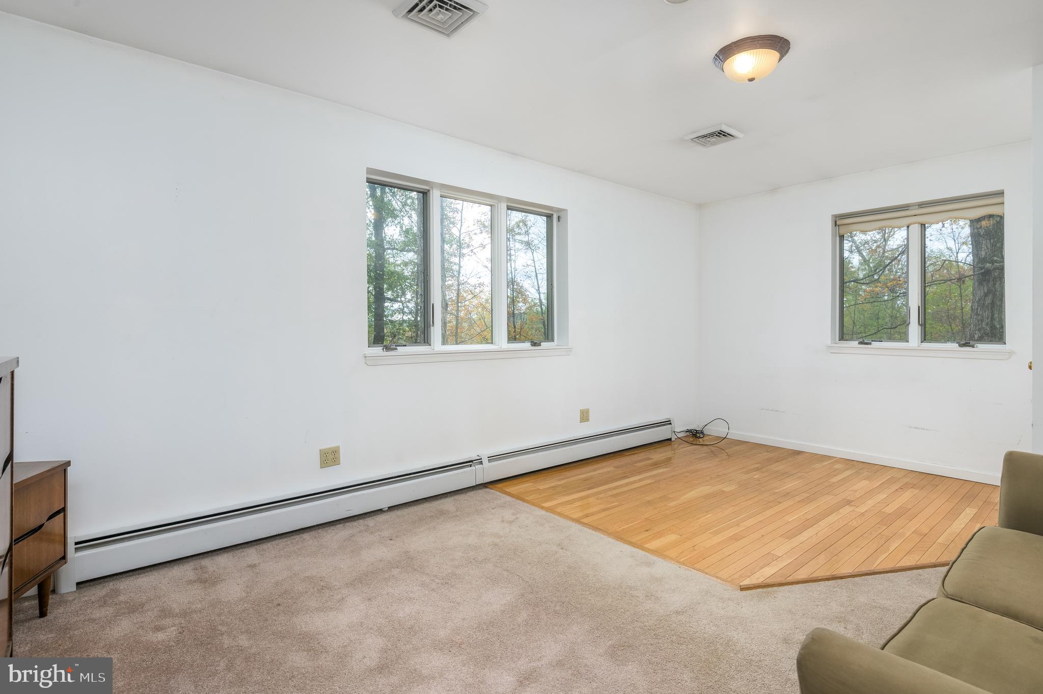 EAGLES LANDING - Residential