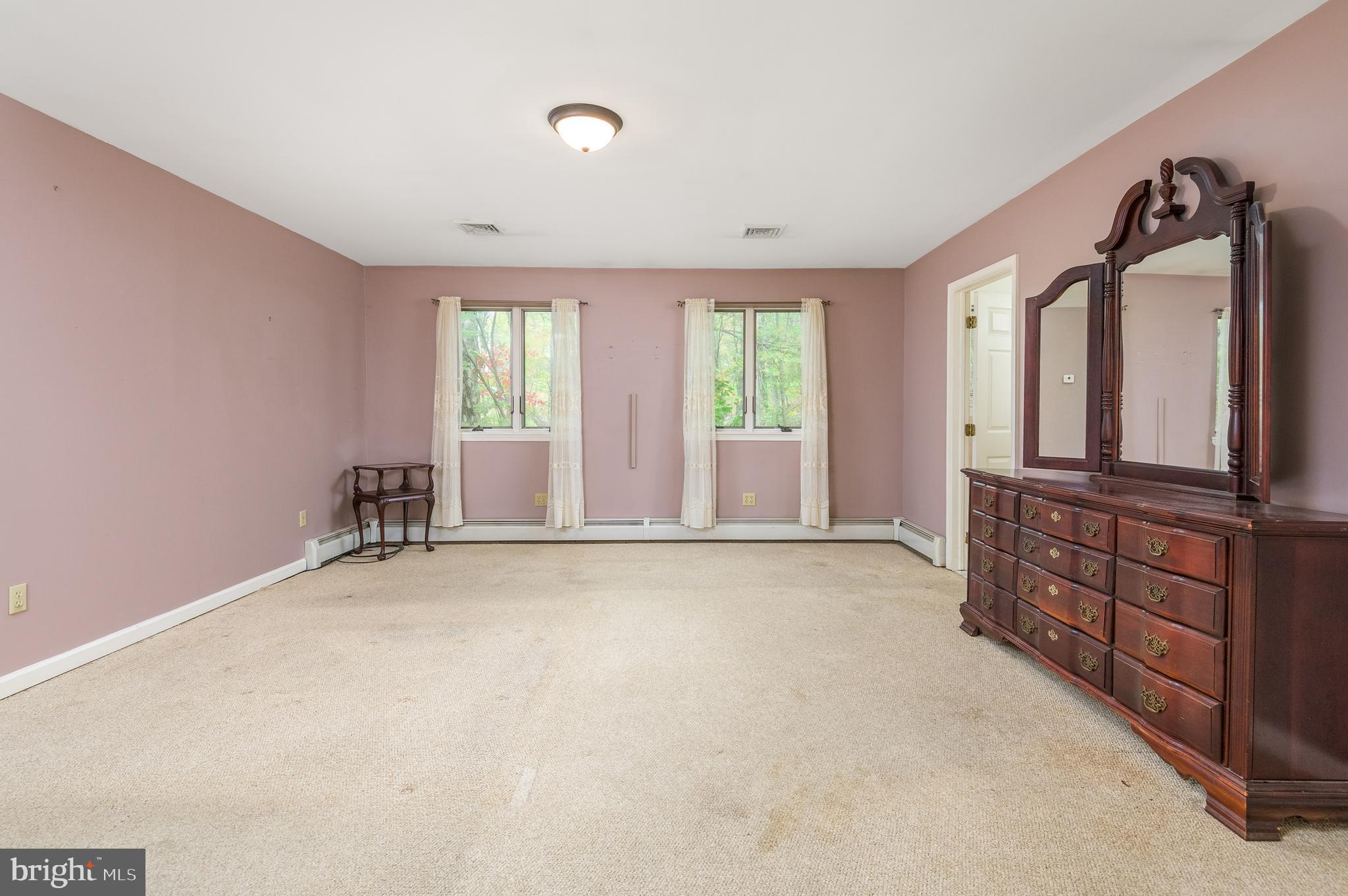 EAGLES LANDING - Residential