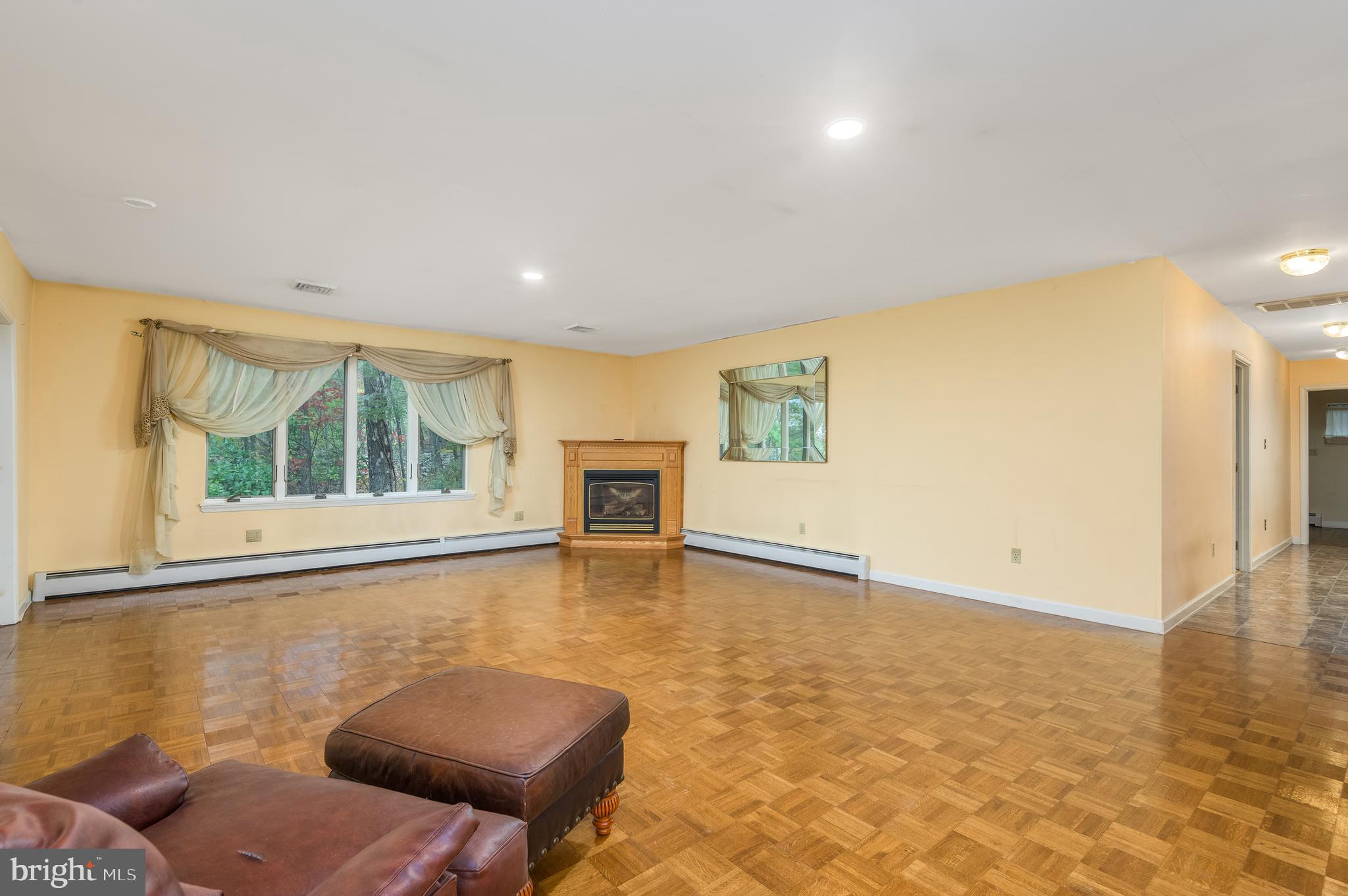 EAGLES LANDING - Residential