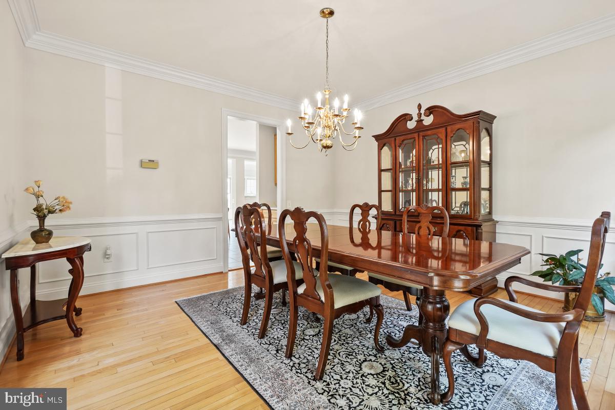 PT ROCKVILLE OUT RES 3 - Residential