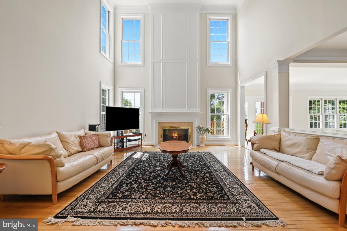 PT ROCKVILLE OUT RES 3 - Residential