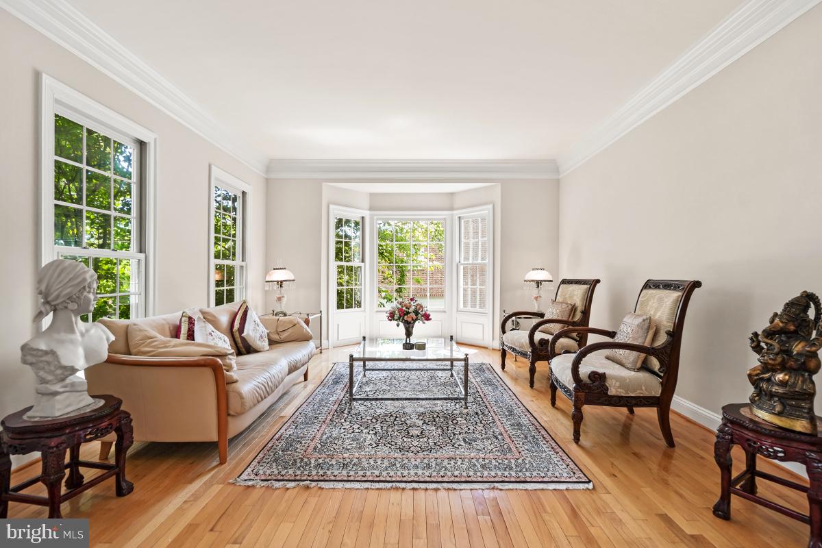 PT ROCKVILLE OUT RES 3 - Residential