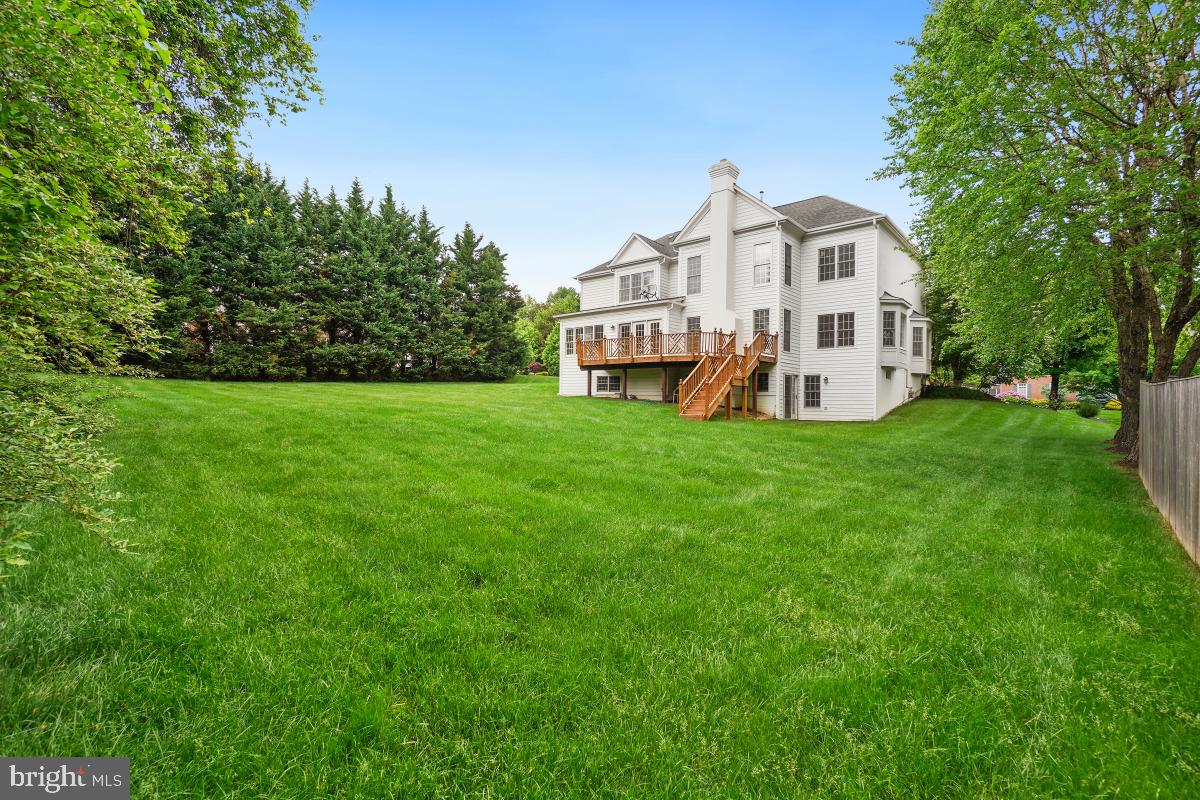 PT ROCKVILLE OUT RES 3 - Residential