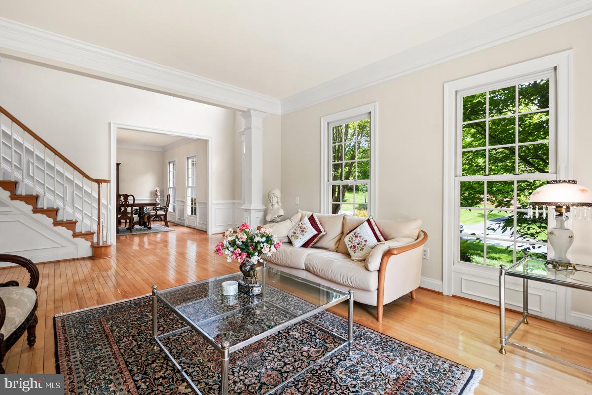 PT ROCKVILLE OUT RES 3 - Residential