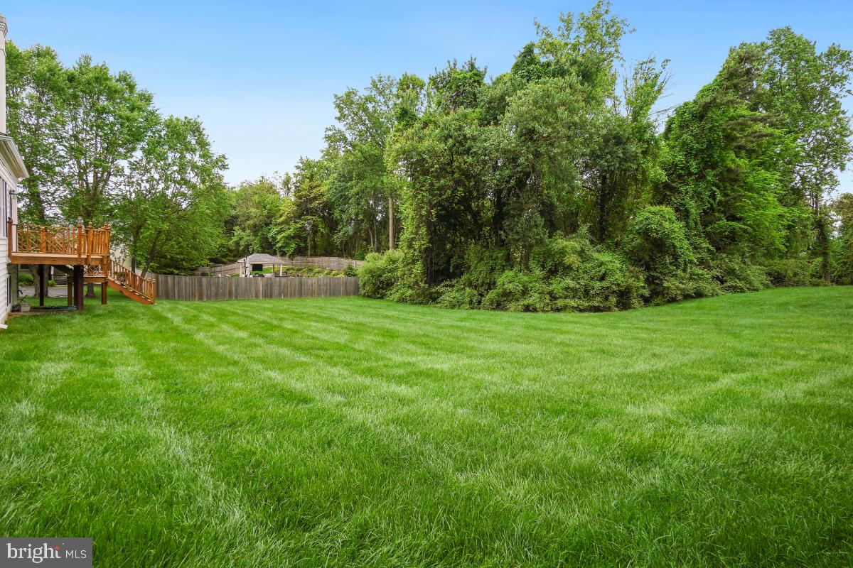 PT ROCKVILLE OUT RES 3 - Residential