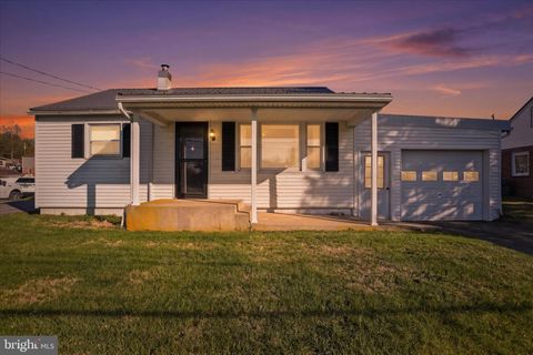 Photo of 11502 Orchard Rd, WAYNESBORO, PA 17268 (MLS # PAFL2033886)