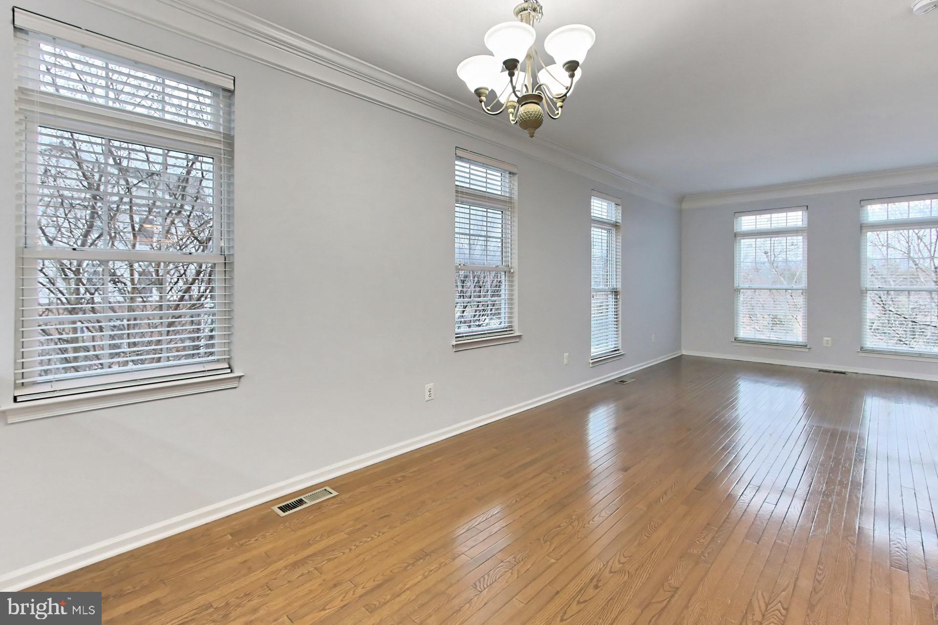 SOUTH RIDING - Residential Lease