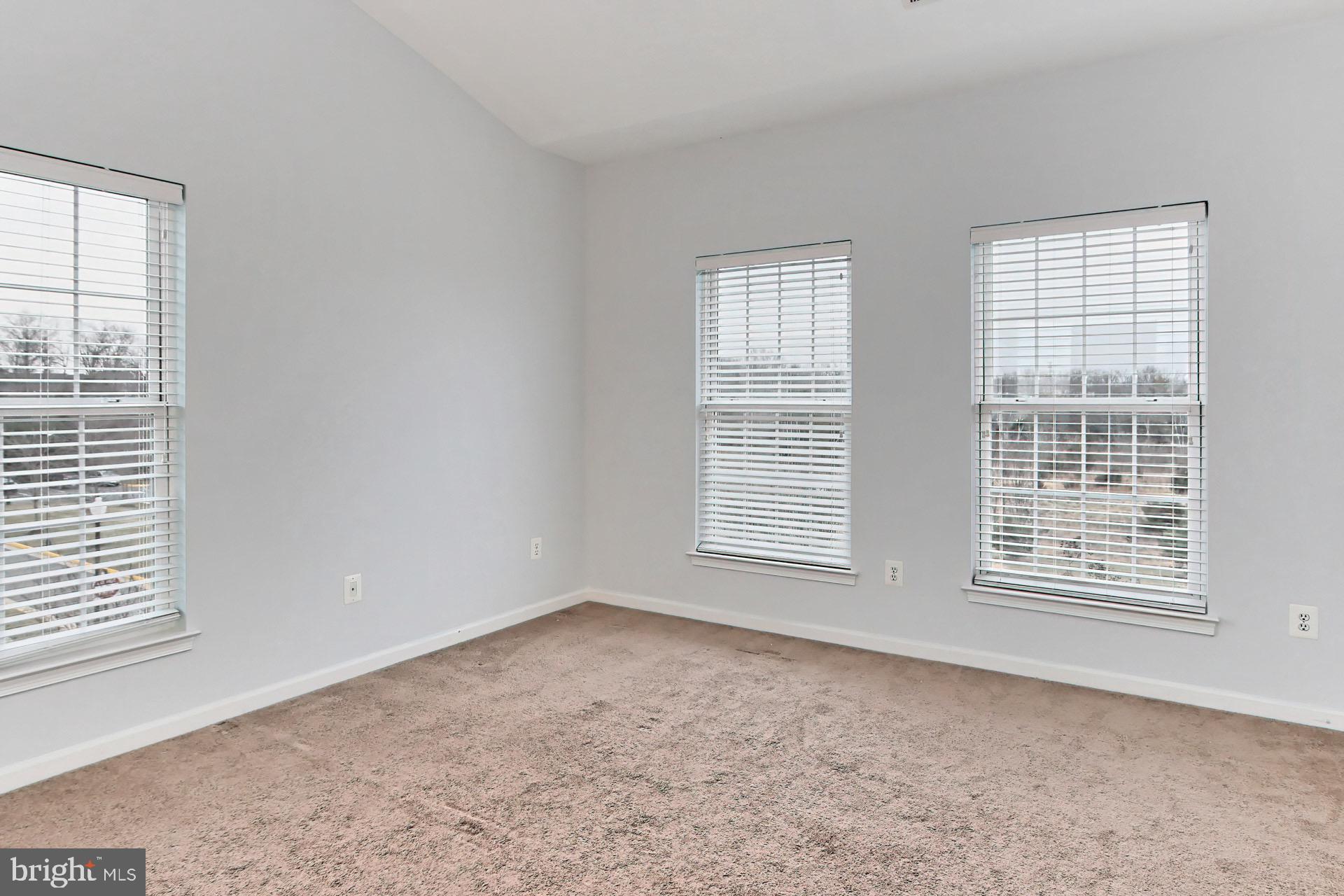 SOUTH RIDING - Residential Lease