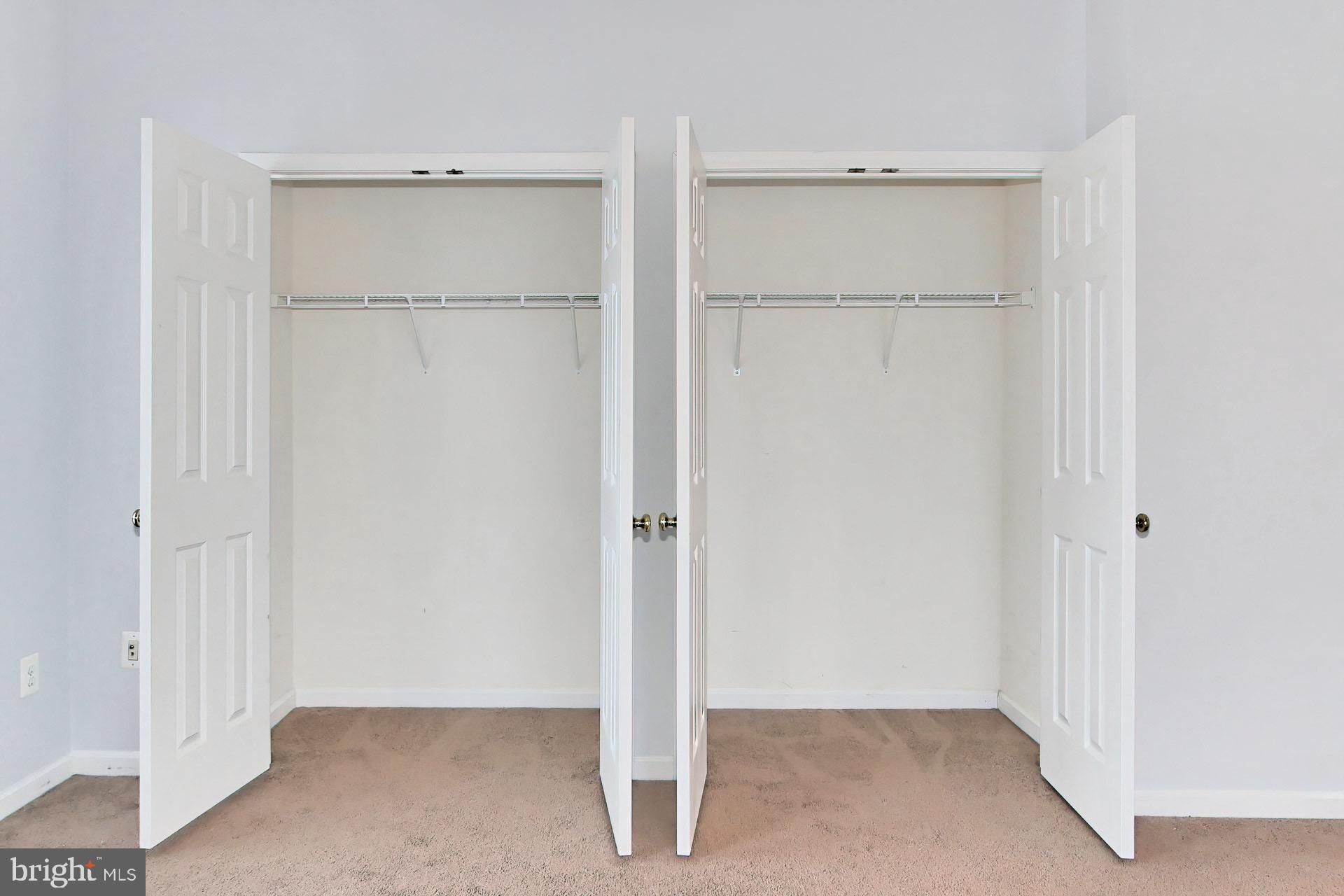 SOUTH RIDING - Residential Lease